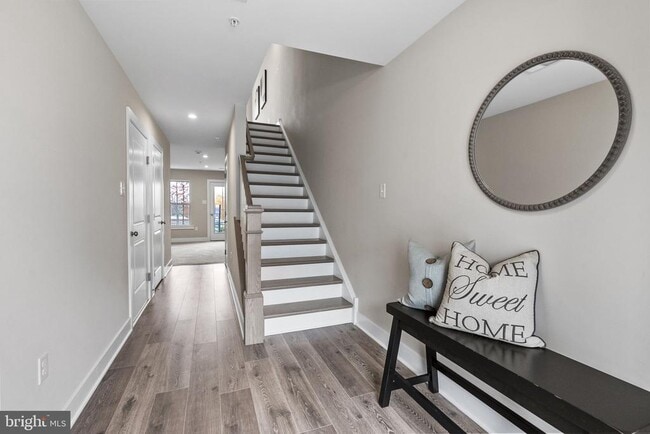 Building Photo - 105 Higher Rock Ct