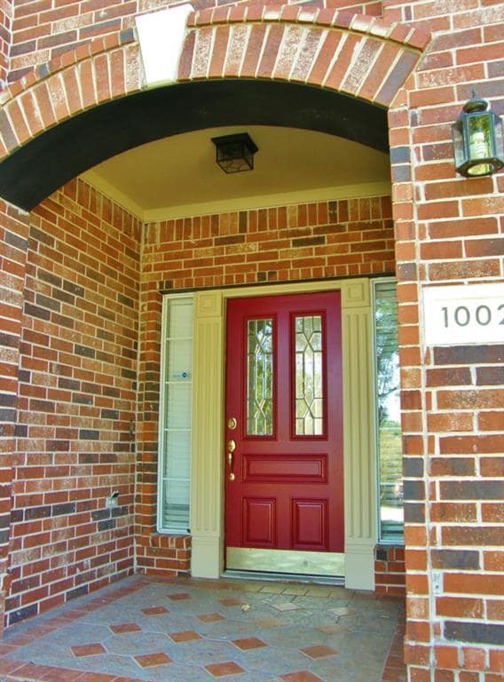 Building Photo - 10025 Circleview Dr