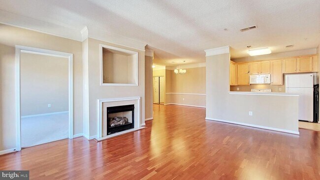 Building Photo - 12185 Abington Hall Pl