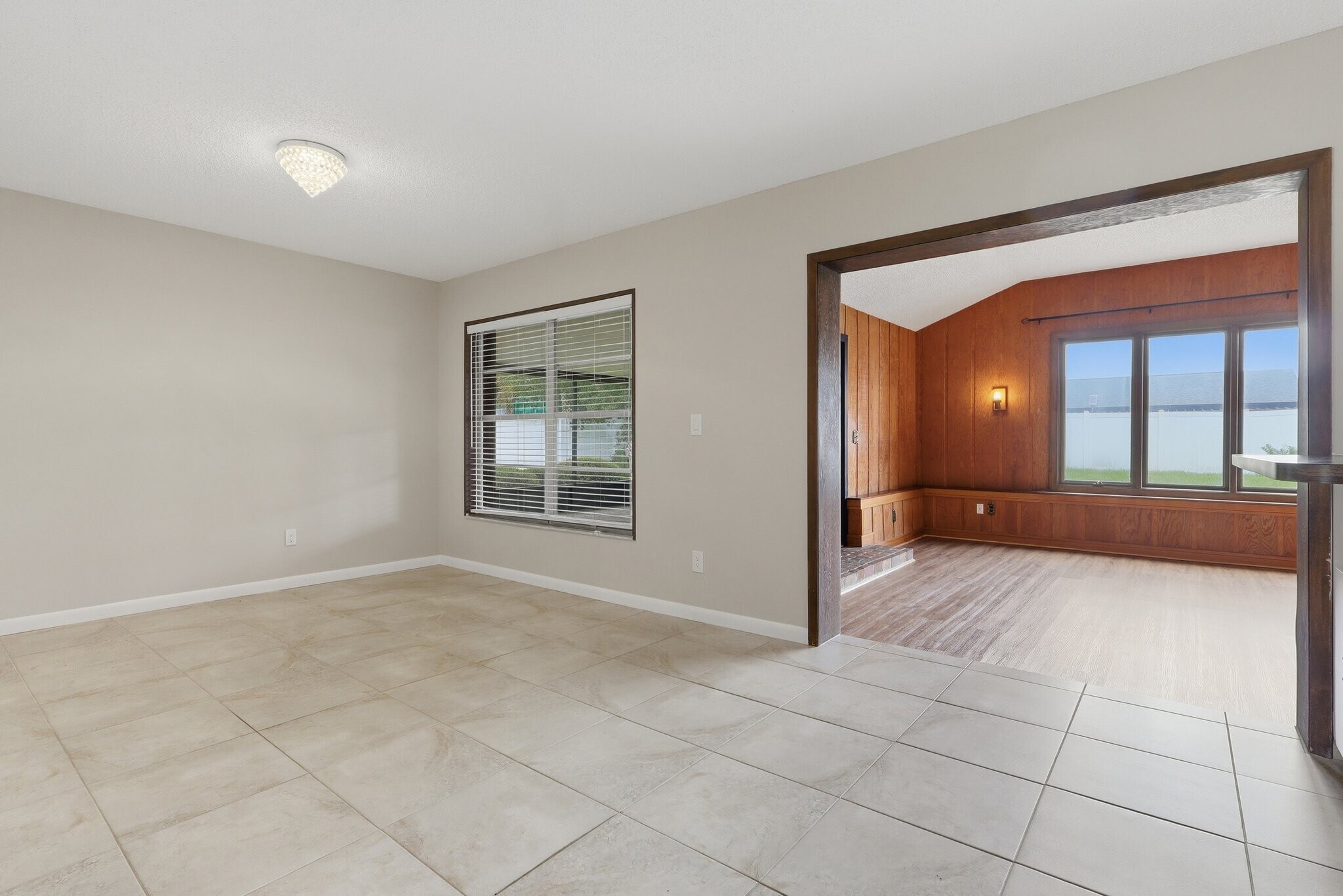 Building Photo - 14505 Farm Hills Pl