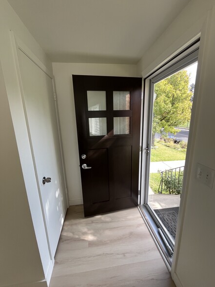 Front Door - 723 E 600 S