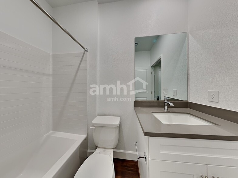 Building Photo - 291 Austin Bellerose Pl