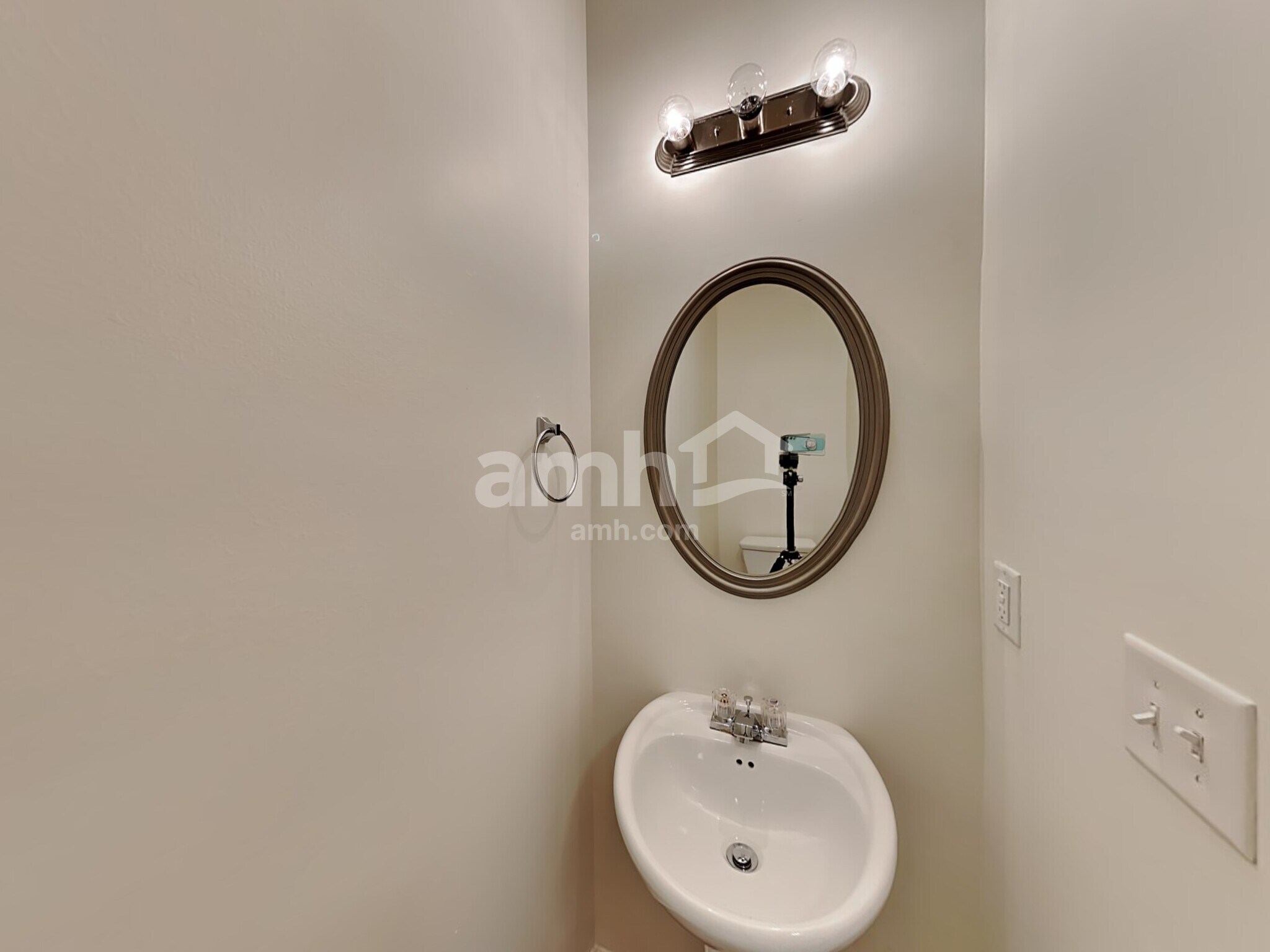 Building Photo - 4775 Carnegie Ct