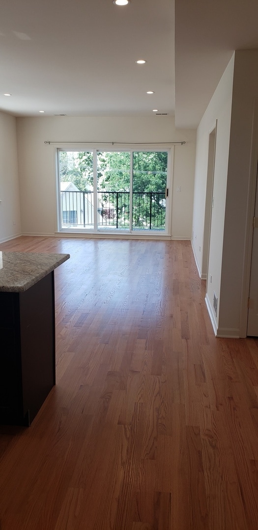 Building Photo - 3013 N Clybourn Ave