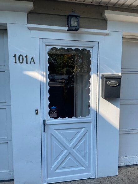 Building Photo - 101A E Cuthbert Blvd