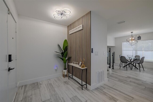 Building Photo - 23700 Lake Hills Dr