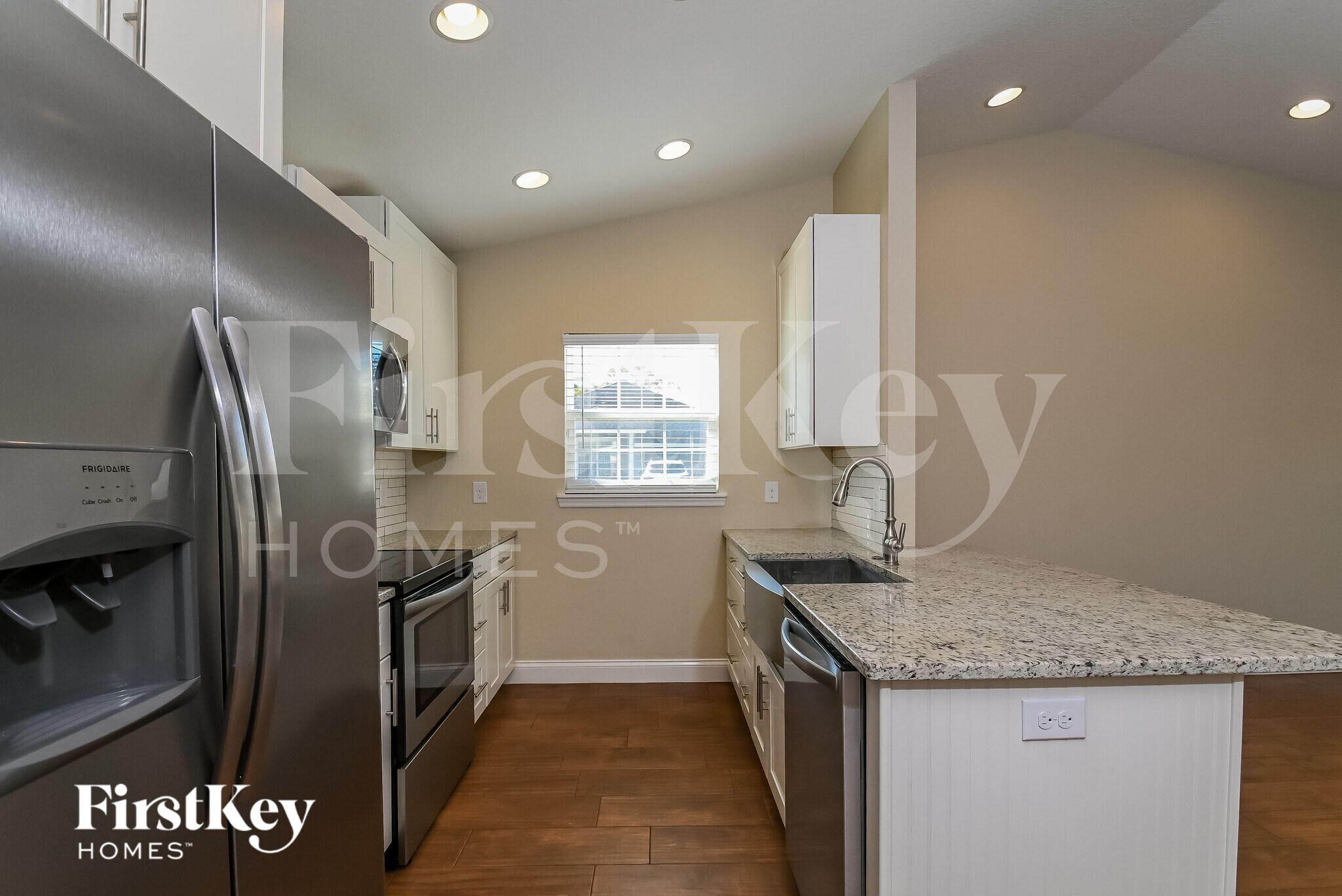 Building Photo - 201 Madalyn Ct