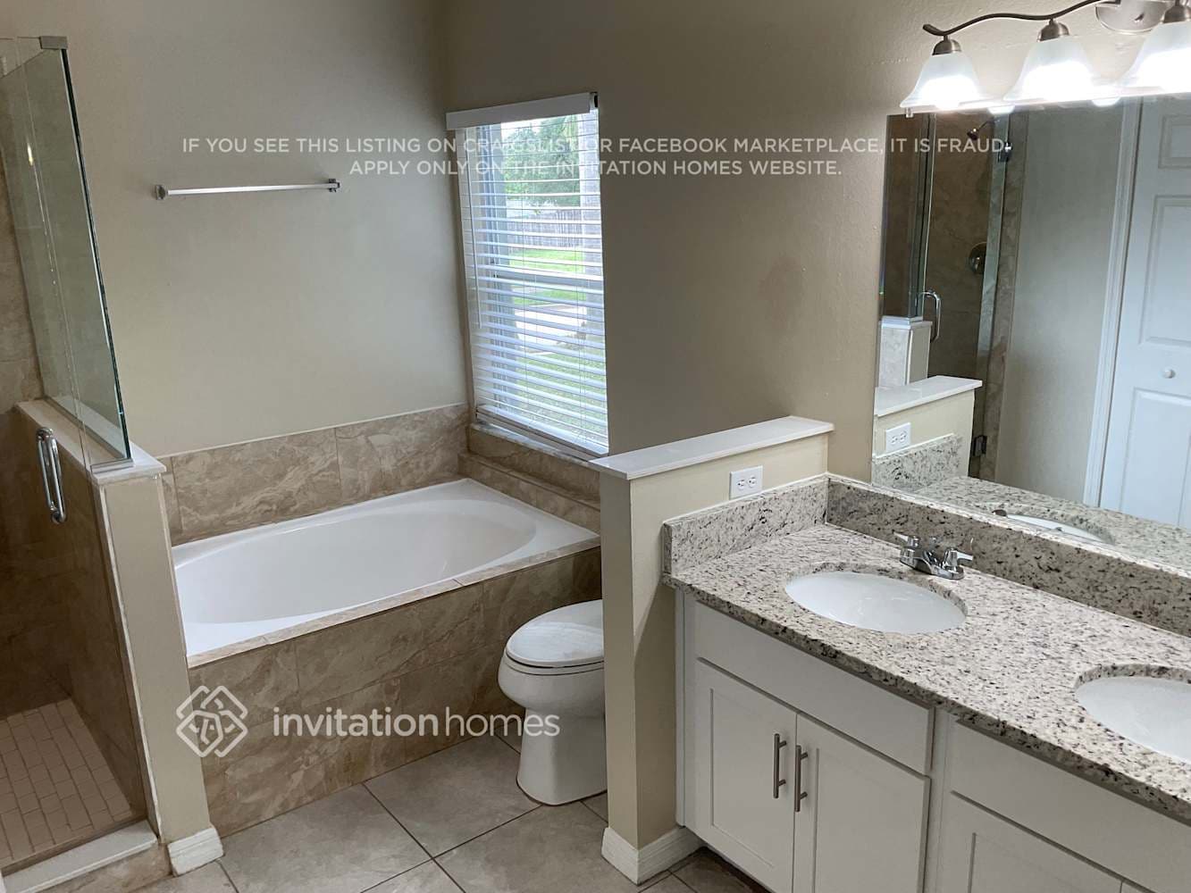 Building Photo - 221 Heronwood Cir