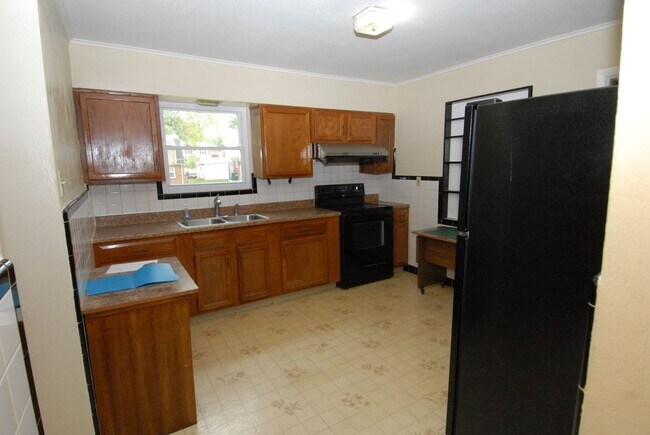 Building Photo - St Louis County/City Greendale/near UMSL