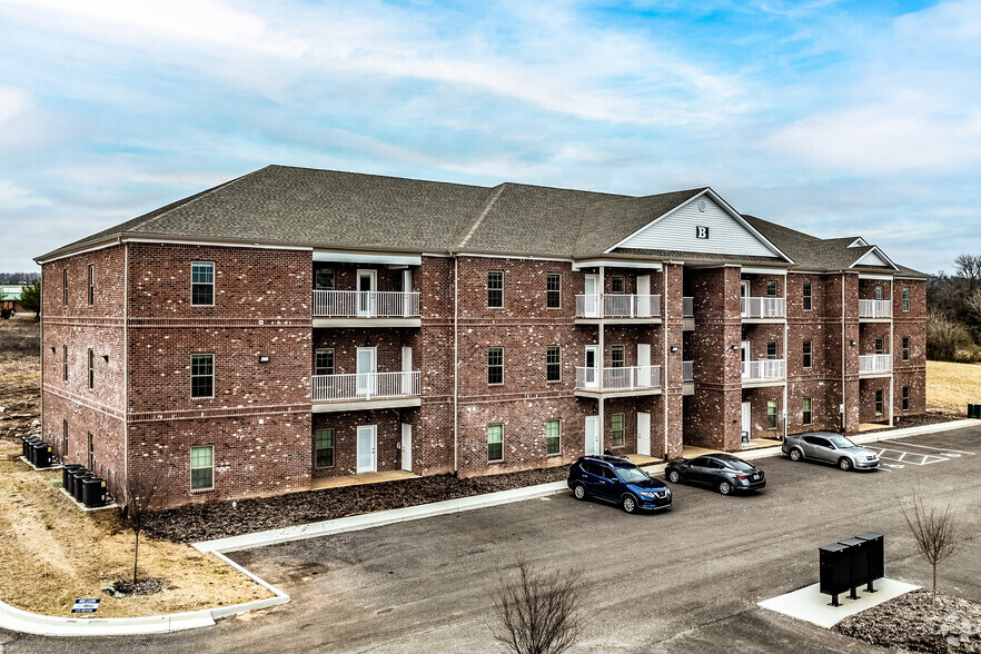 Primary Photo - Walnut Creek Apartments