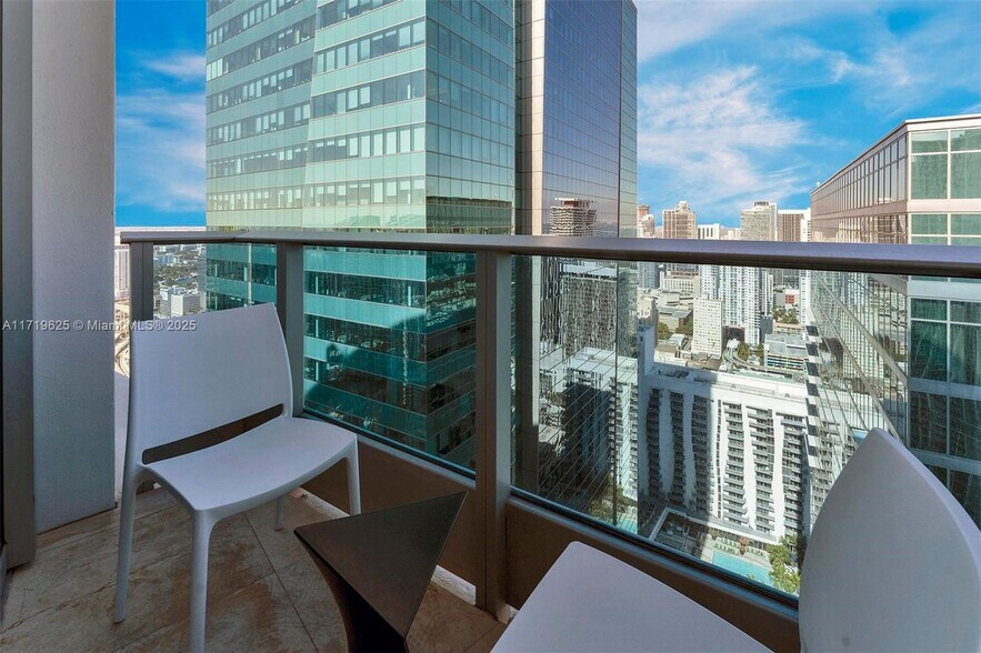 Building Photo - 200 Biscayne Boulevard Way