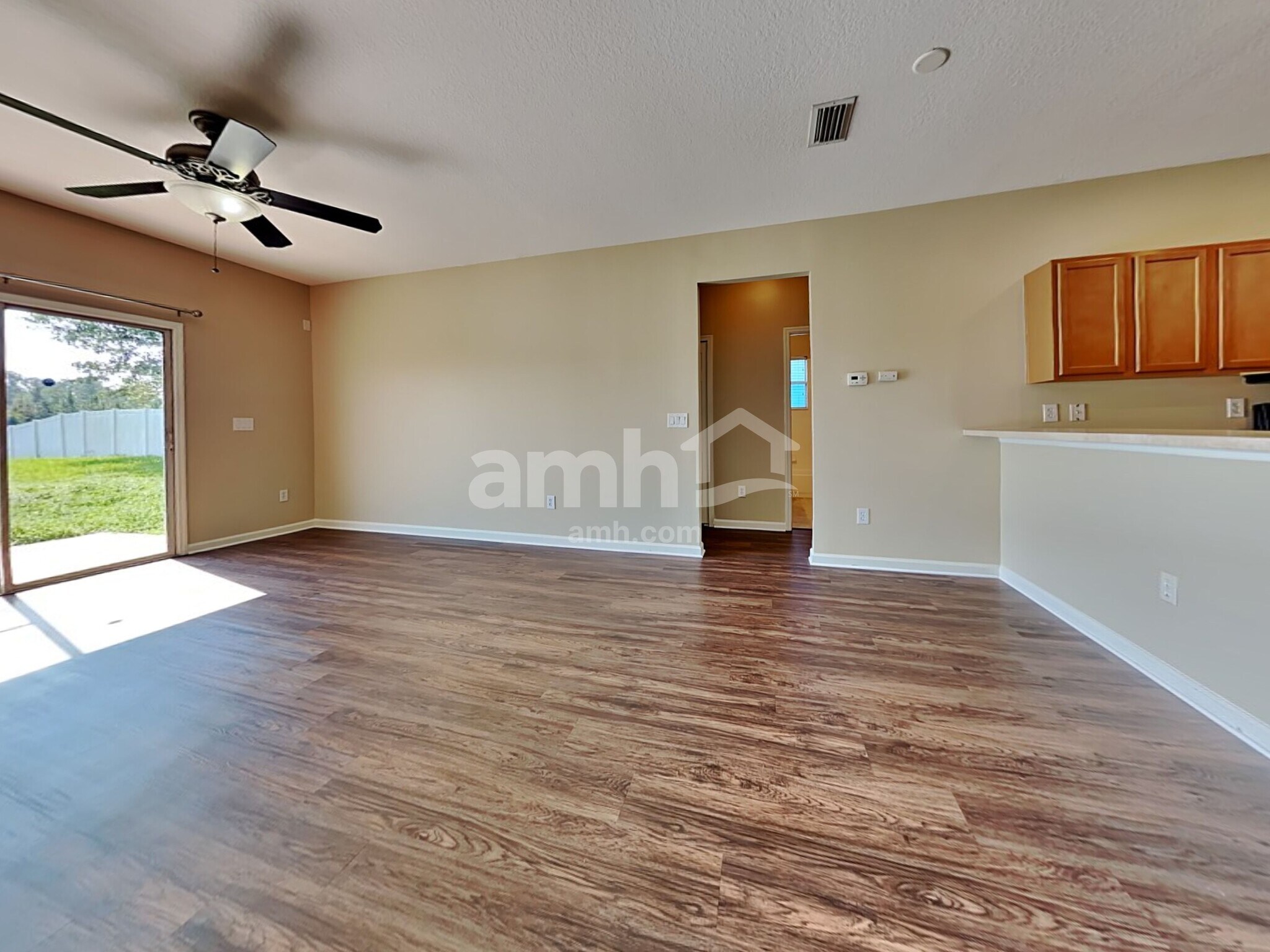 Building Photo - 655 Sunny Stroll Dr