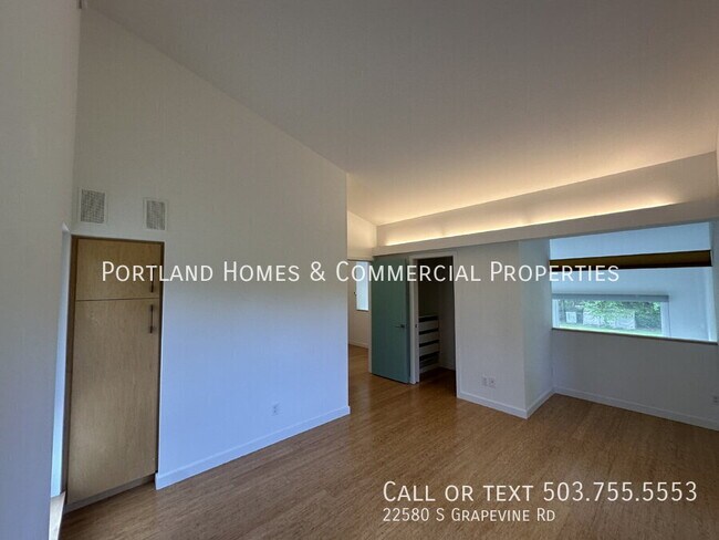 Building Photo - 22580 S Grapevine Rd