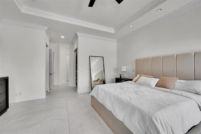 Building Photo - 11163 NW 69th Pl
