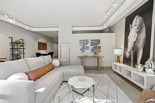 Building Photo - Logan Circle Condo | 1 Bed | 1 Bath | 885 Sf | Large Private Patio | 1 Garage Parking Space