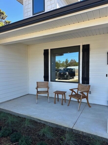 Building Photo - 4819 Whitewood Rd