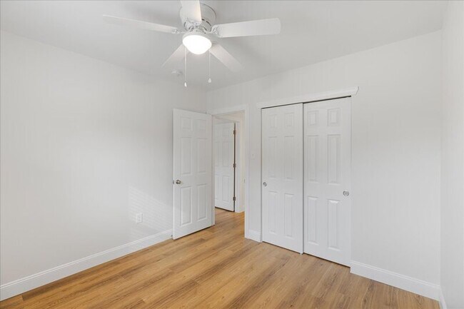 Building Photo - 57 Greenvale Rd