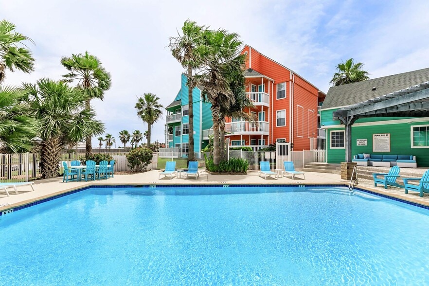 Primary Photo - Residence at West Beach