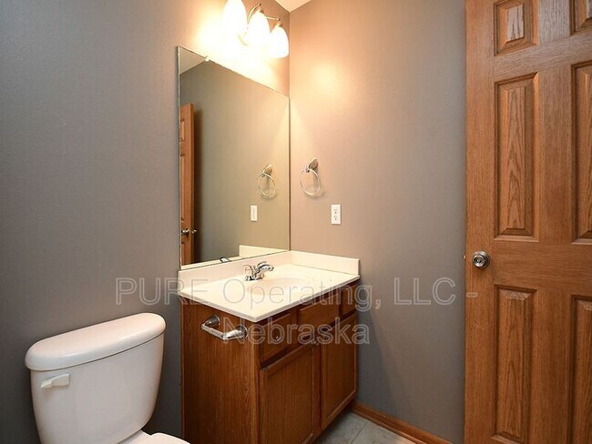 Building Photo - 7460 N 110th Ave