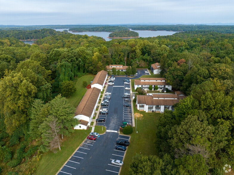 Building Photo - Cielo at Lanier