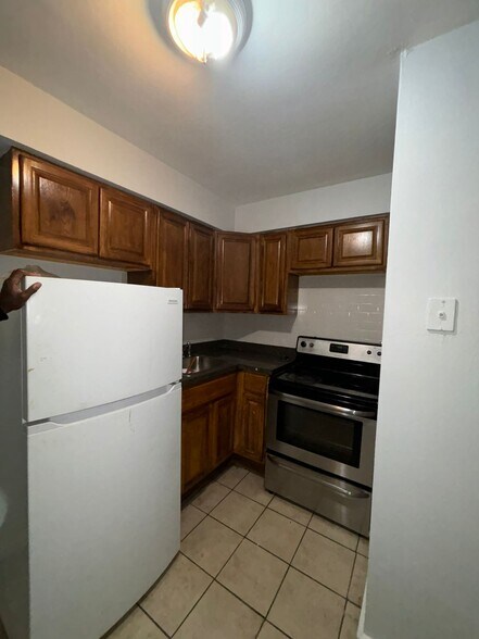 291 Wainwright 5 - 290 Wainwright St