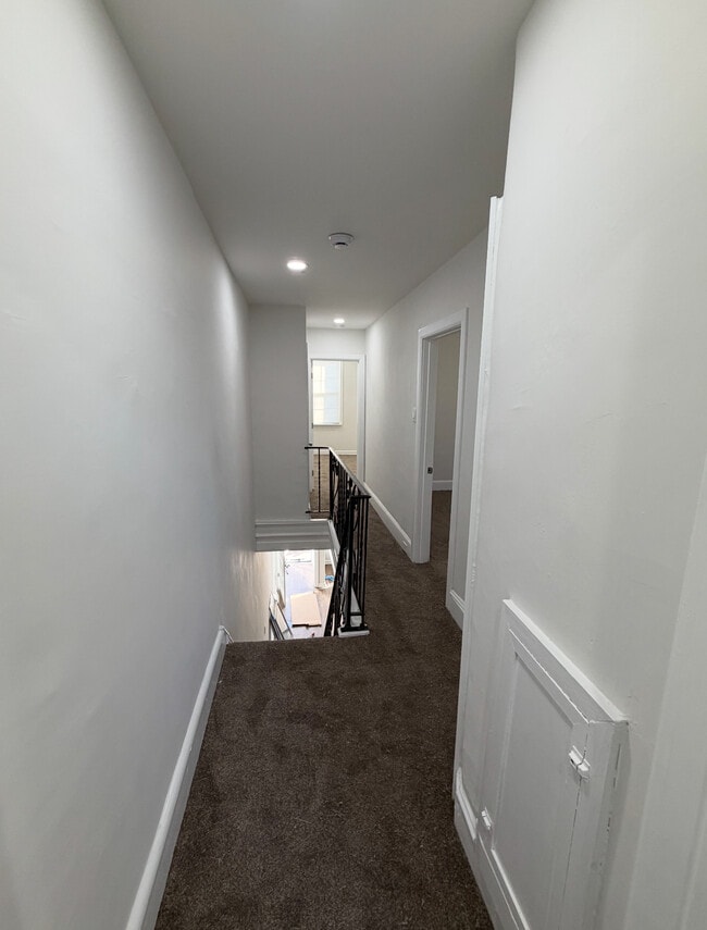 Building Photo - 1534 S 29th St