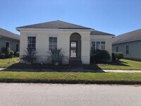 Building Photo - 237 Dogwood Cir