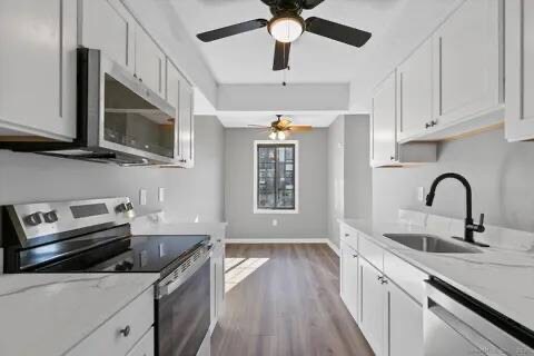 Building Photo - 365 Mather St