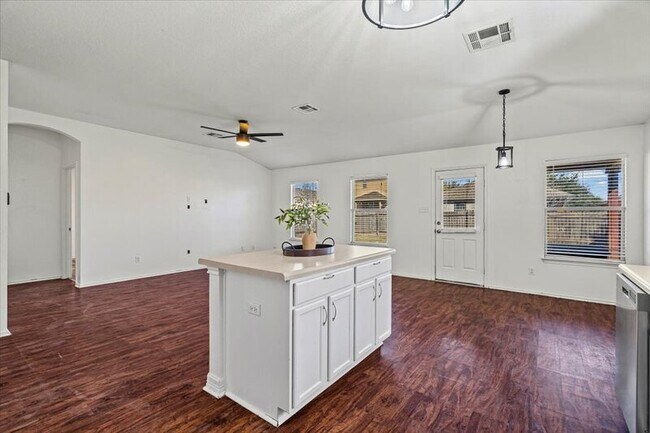 Building Photo - 17912 Aleppo Pine