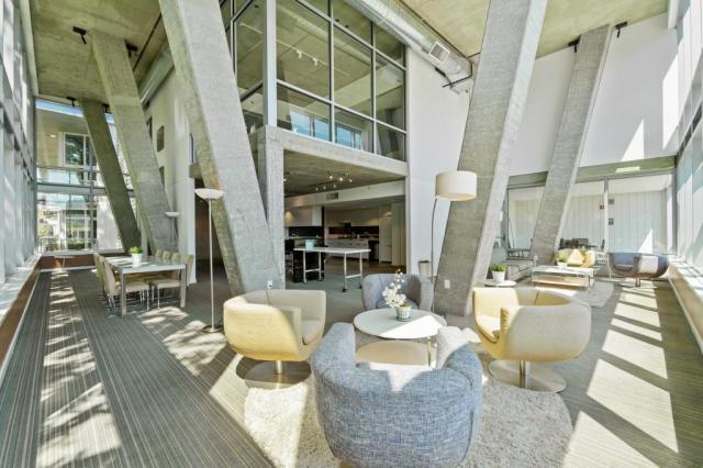 Building Photo - 1 bedroom in Seattle WA 98109