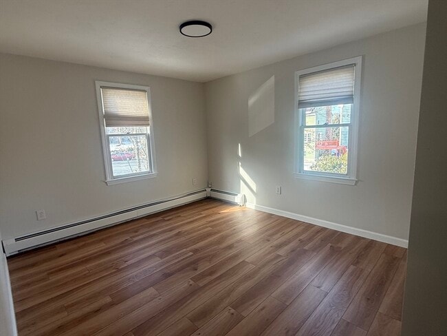 Building Photo - 17 Julian Ln