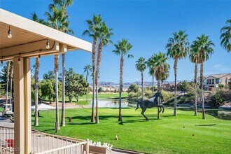 Building Photo - 505 Punto Vallata Dr