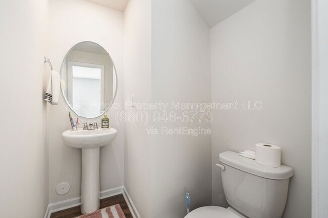 Building Photo - 10759 Adair Wds Dr