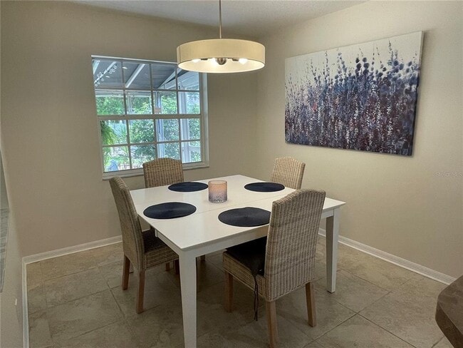 Building Photo - 1012 Laurel Ave