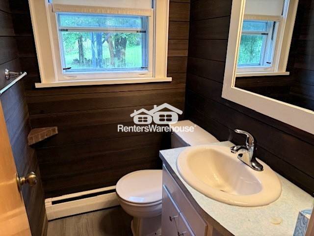 Building Photo - 72 Hwy 55