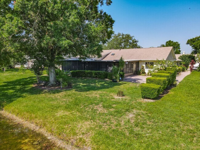 Building Photo - Elegant 4-Bed Winter Park Home with Oversized Hot Tub & Scenic Setting