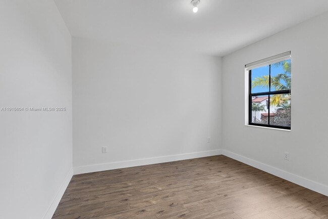 Building Photo - 8725 NW 102nd Ct