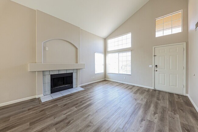 Building Photo - 7841 W McRae Way