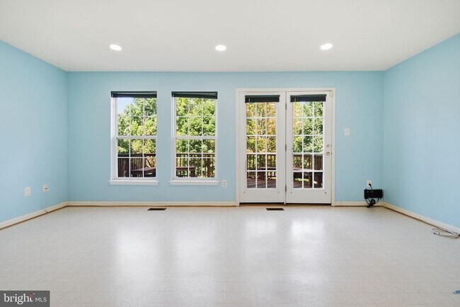 Building Photo - 4603 Weston Pl