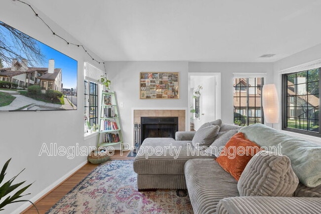 Building Photo - 6011 Curtier Dr