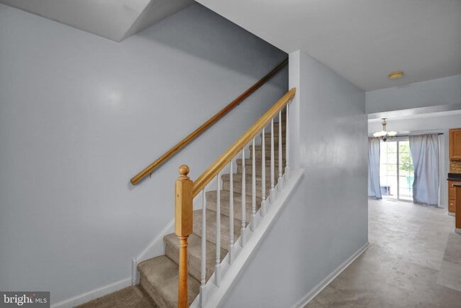 Building Photo - 1016 Josephine Dr