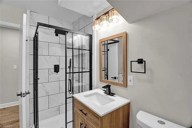 Building Photo - Build Equity While Leasing - Lease and Own...