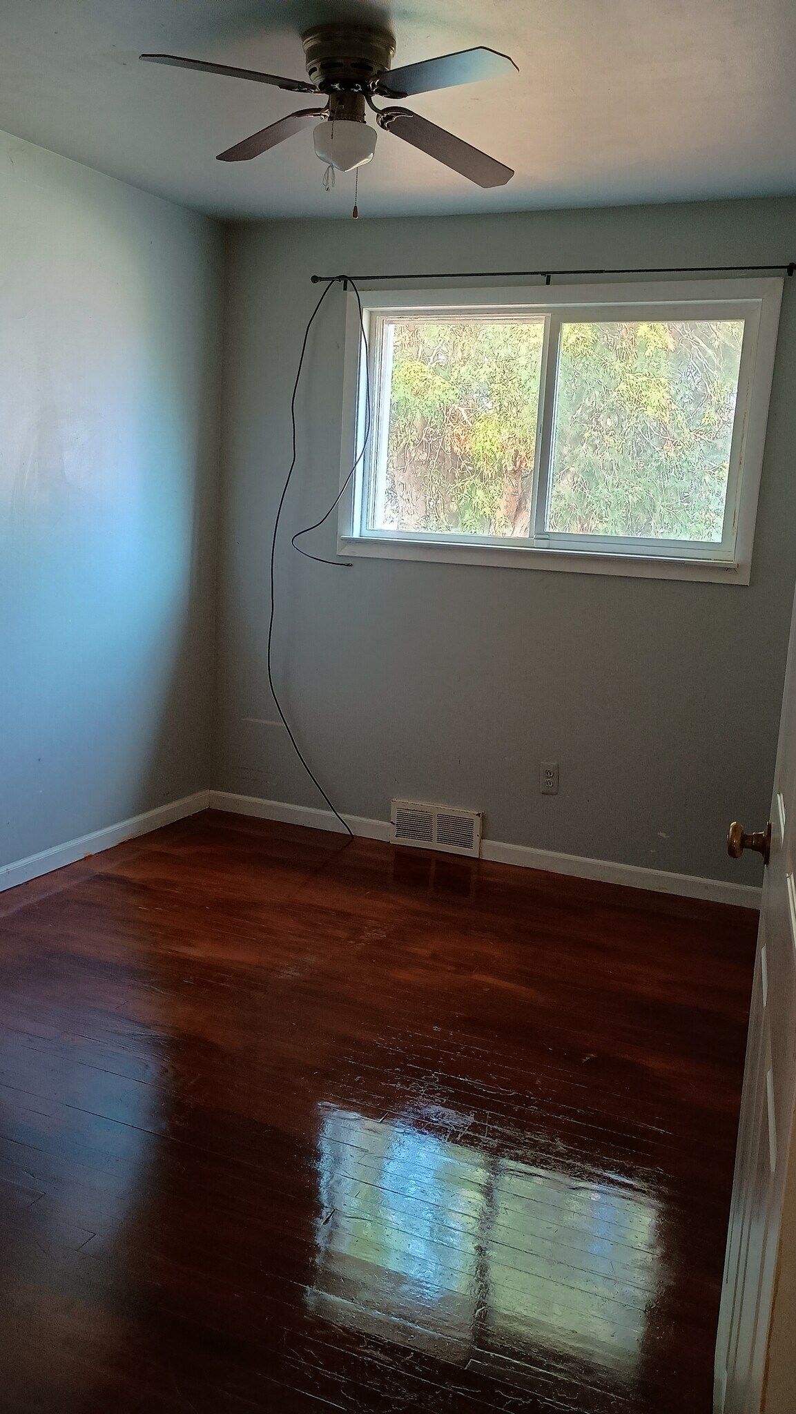 Building Photo - 15249 Roycroft St