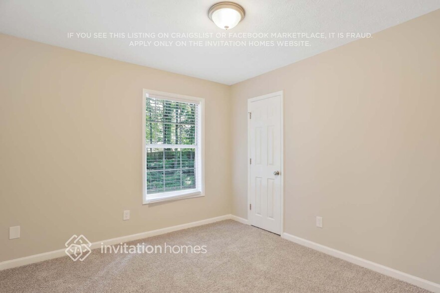 Building Photo - 885 Cremins Rd