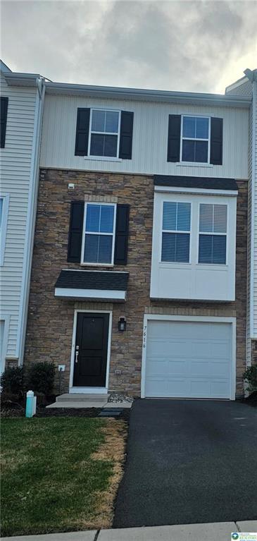 Building Photo - 7616 Clayton Ave