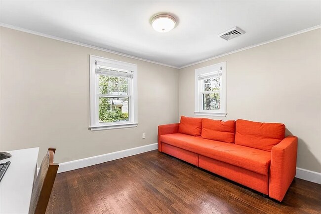 Building Photo - 26 Woodridge Rd