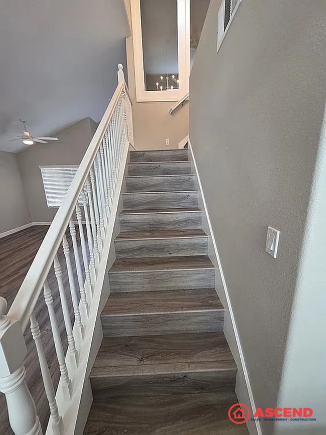 Building Photo - Beautiful Home in the Southwest!