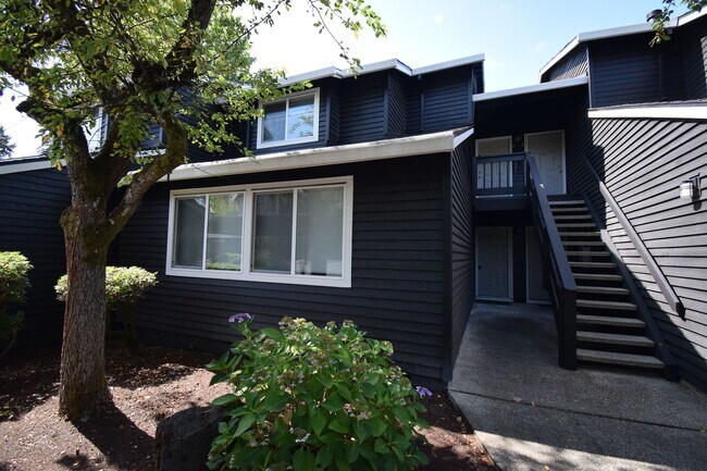 Building Photo - 9515 SW 146th Terrace