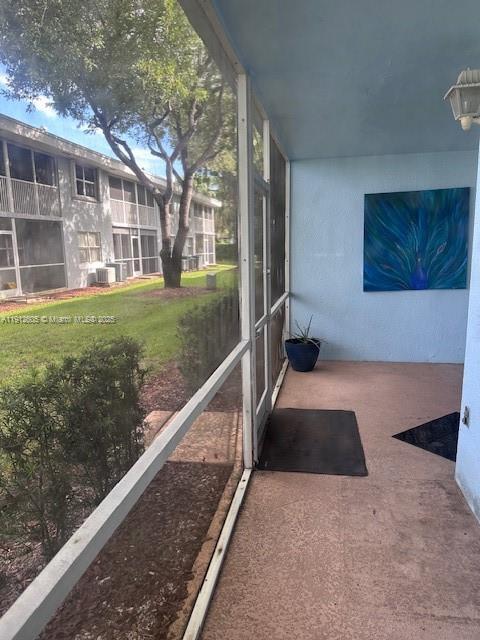 Building Photo - 2043 SE 26th Ln