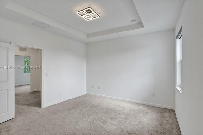 Building Photo - 4669 NW 118th Ave